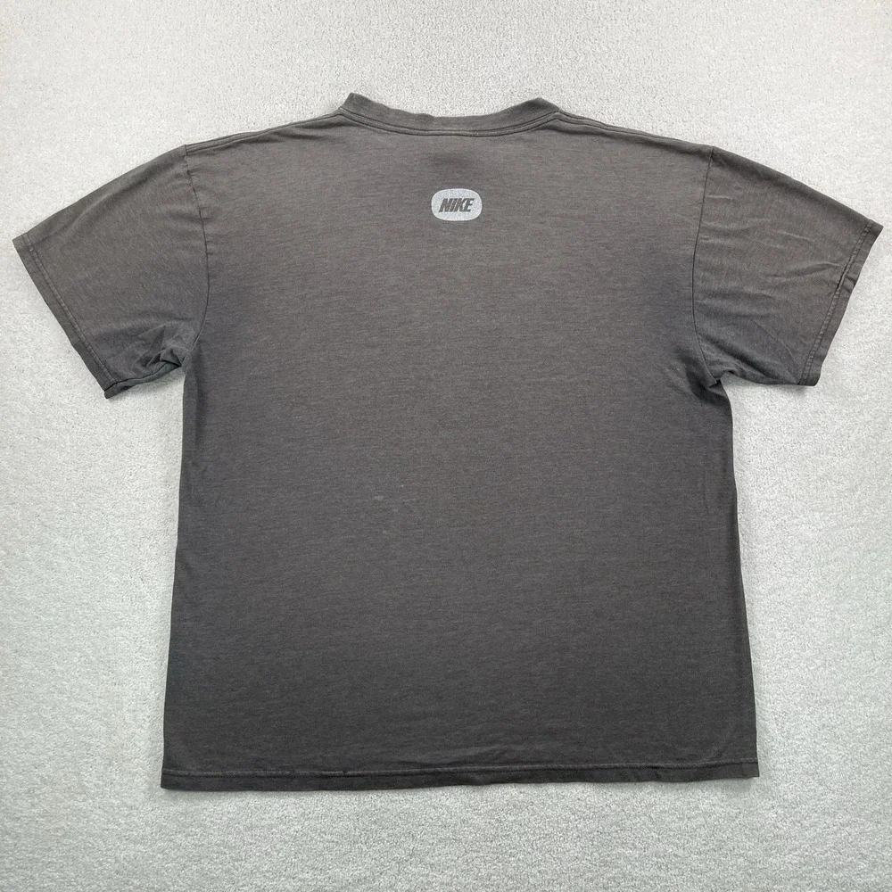 Vintage 2001 Nike Center Swoosh Tshirt  - Paper Thin Sundfaded Gray Men's M y2k